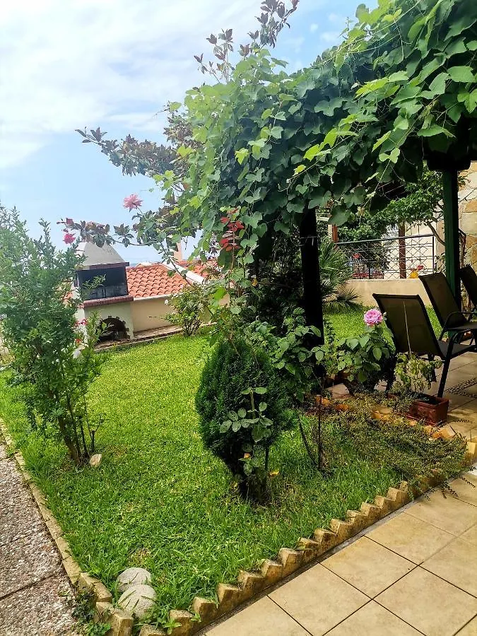 Aiolos Home Nea Moudania 0*,